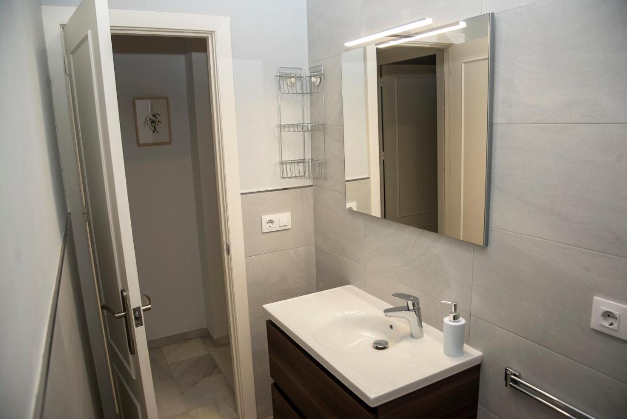 180 Home Precioso Apartamento Con Patio San Bernardo 4 Seville Exterior photo